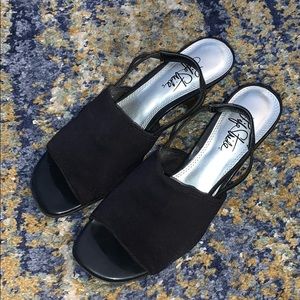 Life Stride Black Sandals